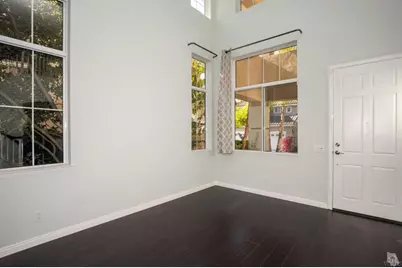 2546 Renata Court, Thousand Oaks, CA 91362 - Photo 4