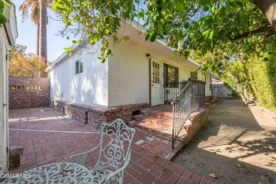 10129 Sarah Street, Toluca Lake, CA 91602 - Photo 46