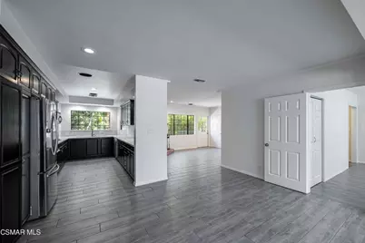 10129 Sarah Street, Toluca Lake, CA 91602 - Photo 16