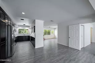 10129 Sarah St, Toluca Lake, CA 91602 - Photo 16