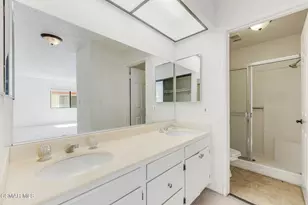 9960 Owensmouth Ave, Chatsworth, CA 91311 - Photo 22