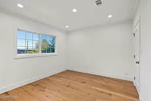 5215 Del Moreno Dr, Woodland Hills, CA 91364 - Photo 48