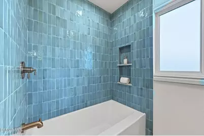 5215 Del Moreno Drive, Woodland Hills, CA 91364 - Photo 52