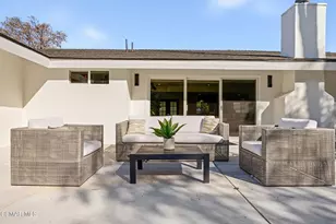 5215 Del Moreno Dr, Woodland Hills, CA 91364 - Photo 74