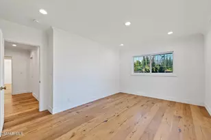 5215 Del Moreno Dr, Woodland Hills, CA 91364 - Photo 56