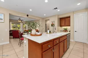 13885 Swift Run St, Moorpark, CA 93021 - Photo 12