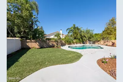 3273 Heatherglow Street, Thousand Oaks, CA 91360 - Photo 12