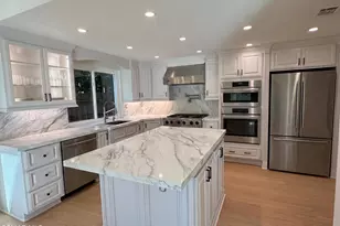 3273 Heatherglow St, Thousand Oaks, CA 91360 - Photo 2