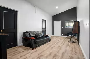 31938 Cinnabar Ln, Castaic, CA 91384 - Photo 22