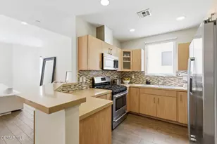 4541 Colfax Ave, Studio City, CA 91602 - Photo 14