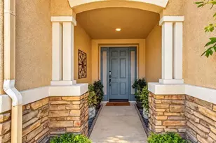 4656 Calle Norte, Newbury Park, CA 91320 - Photo 2