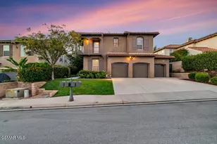 1893 Clarkia St, Simi Valley, CA 93065 - Photo 2