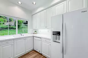 4945 Santo Dr, Oak Park, CA 91377 - Photo 18