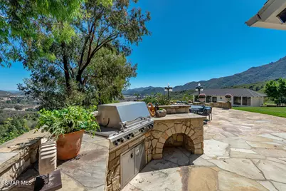 2400 W Potrero Road, Thousand Oaks, CA 91361 - Photo 38