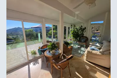 32458 Saddle Mountain Drive, Westlake Village, CA 91361 - Photo 12