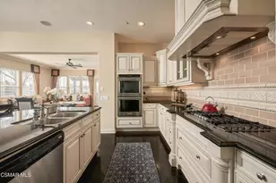 1537 Estuary Way, Oxnard, CA 93035 - Photo 22