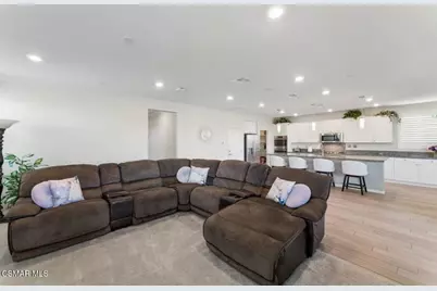 67 Redwood Grove Court, Simi Valley, CA 93065 - Photo 4