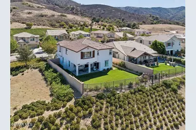 67 Redwood Grove Court, Simi Valley, CA 93065 - Photo 36