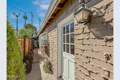 21222 Martinez Street, Woodland Hills, CA 91364 - Photo 52