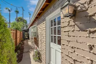 21222 Martinez St, Woodland Hills, CA 91364 - Photo 52