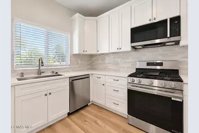 1201 N Lombard Street, Oxnard, CA 93030 - Photo 4