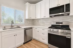 1201 N Lombard St, Oxnard, CA 93030 - Photo 4