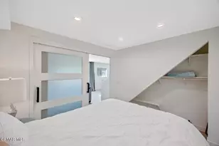 11964 Whalers Ln, Malibu, CA 90265 - Photo 34
