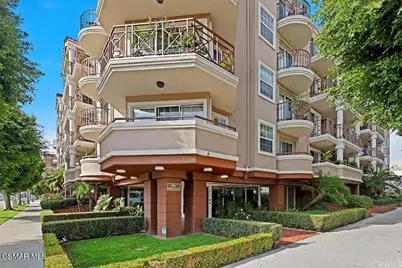 801 Pine Avenue #303, Long Beach, CA 90813 - Photo 1
