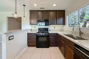 36772 Petra Dr, Palmdale, CA 93550 - Photo 10