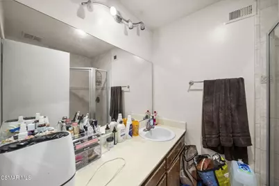 7240 Shirley Avenue #103, Reseda, CA 91335 - Photo 6