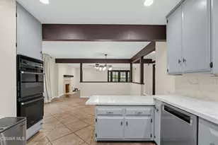 16938 Lassen St, Northridge, CA 91343 - Photo 12