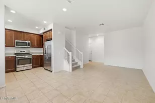 383 Nuez St, Camarillo, CA 93012 - Photo 16