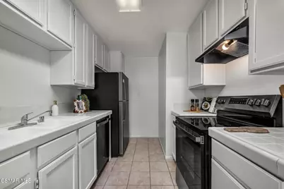 339 S Catalina Avenue #212, Pasadena, CA 91106 - Photo 12