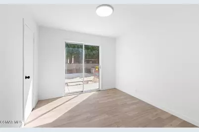 2040 Clover Street, Simi Valley, CA 93065 - Photo 10