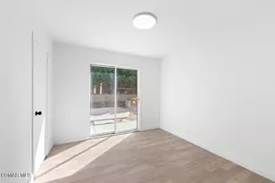 2040 Clover St, Simi Valley, CA 93065 - Photo 10