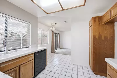 2062 Riverbirch Drive, Simi Valley, CA 93063 - Photo 12