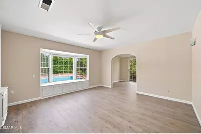 273 Locust Avenue, Oak Park, CA 91377 - Photo 28