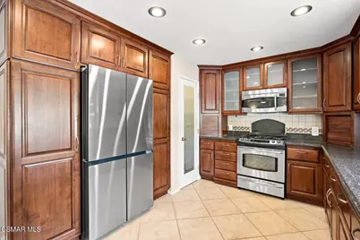 273 Locust Avenue, Oak Park, CA 91377 - Photo 38