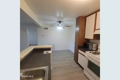 4573 Alamo Street #B, Simi Valley, CA 93063 - Photo 10
