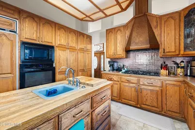 4500 Adam Road, Simi Valley, CA 93063 - Photo 10