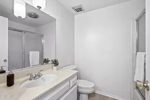 10650 Holman Ave, Los Angeles, CA 90024 - Photo 22