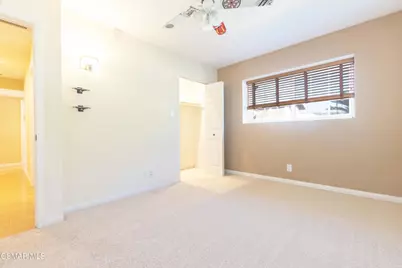 4688 Fort Worth Drive, Simi Valley, CA 93063 - Photo 24