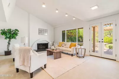 3889 Via Verde, Thousand Oaks, CA 91360 - Photo 2