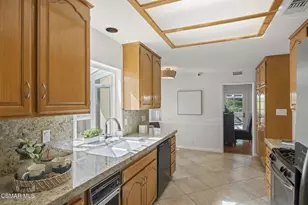 45 N Lucas Ct, Newbury Park, CA 91320 - Photo 10