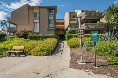 351 Chestnut Hill Court #16, Thousand Oaks, CA 91360 - Photo 2