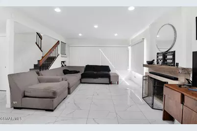 2491 N Castlemont Court, Simi Valley, CA 93063 - Photo 10