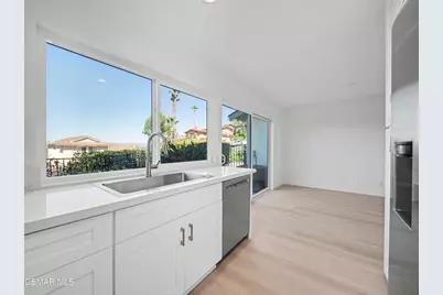 822 Calle Pinata, Thousand Oaks, CA 91360 - Photo 12