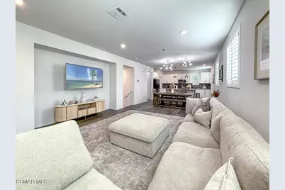 14708 Sherman Way, Van Nuys, CA 91405 - Photo 8