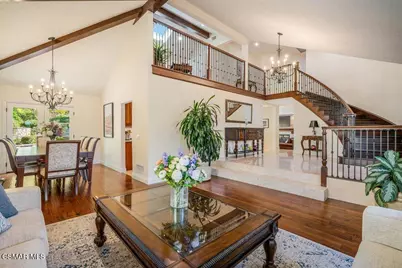 700 Oak Shadow View Place, Newbury Park, CA 91320 - Photo 10