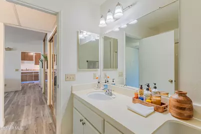 291 Sequoia Court #23, Thousand Oaks, CA 91360 - Photo 10